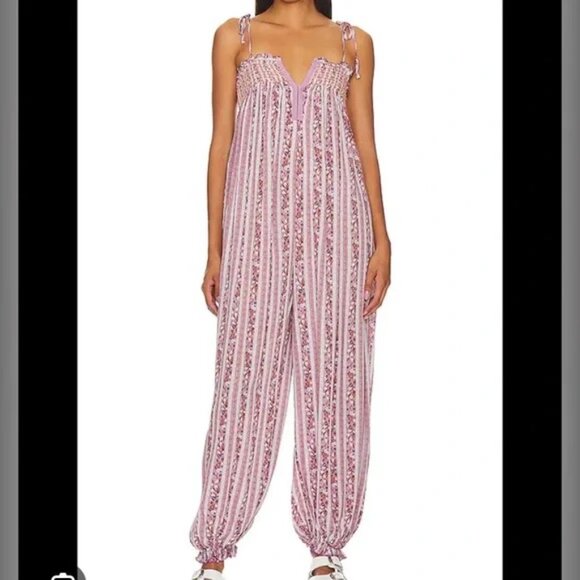 Intimately Free People Rule the World Jumpsuit Romper Tulip Combo Floral Size XS - Picture 1 of 15